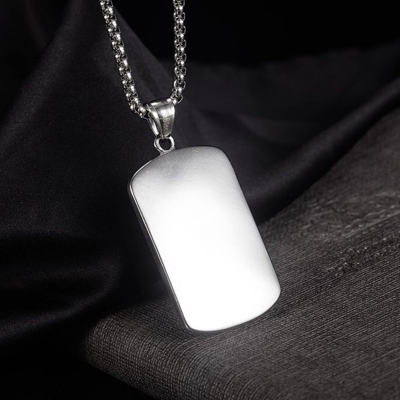 men skull necklace - Picture 3 of 3